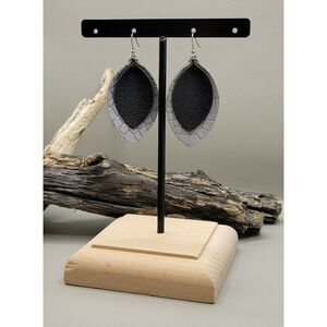 Double leaf leather earrings